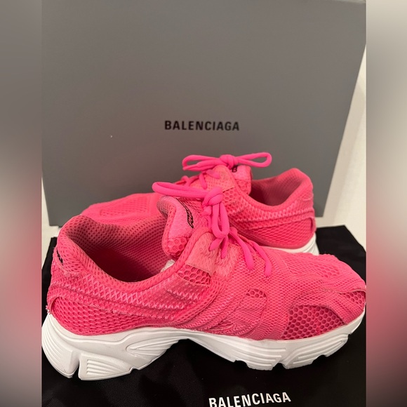 Balenciaga Phantom Monocolor Mesh Trainer Sneakers In Pink Fluo White - Picture 9 of 14